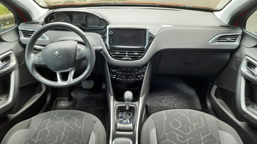Imagen 10 de 10 de Peugeot 2008 Active
