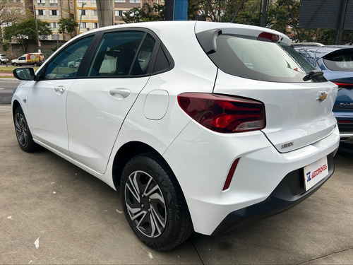 Chevrolet Onix 1.0 Lt 5p