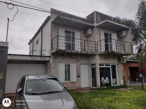 Venta De Casa De 4 Dormitorios En Esperanza, Santa Fe.