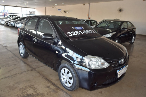 Toyota Etios 1.3 X 2013