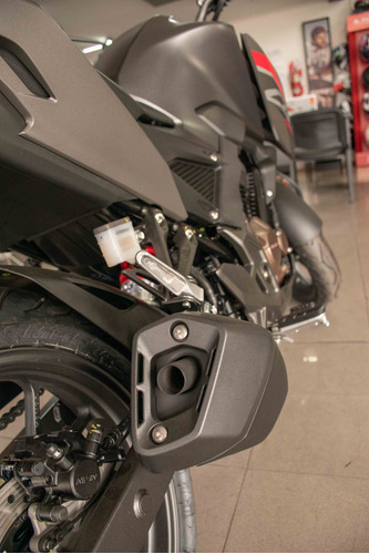 Honda Cb 300 Gris 0km 2025 - Honda Resonancias