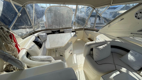 Imagen 6 de 12 de Princess V40 - 1998 - 2 Volvo 260 Hp - Mooney Embarcaciones
