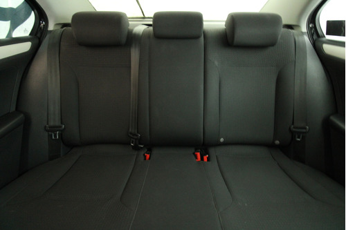 Volkswagen Jetta 2.5 Trendline Tiptronic At