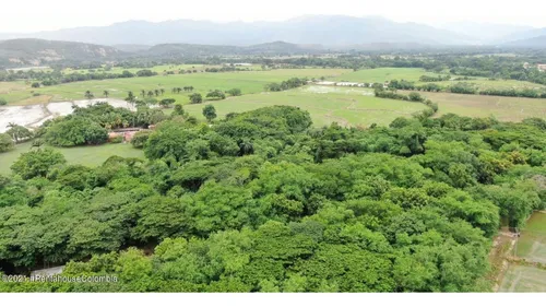 Lote En Vereda Cucuta(zulia) Rah Co: 24-414