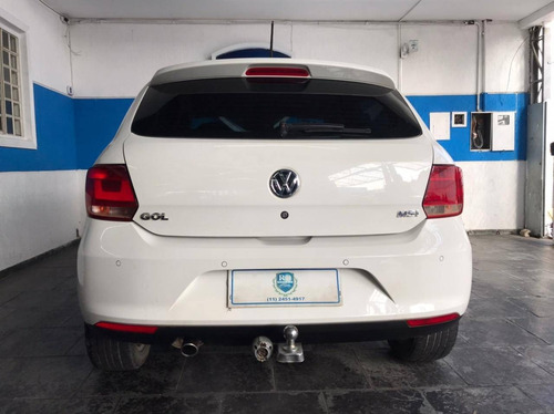 Imagem 11 de 13 de Volkswagen Gol 1.6 Mi Highline 8v Flex 4p Manual 2015 Branco