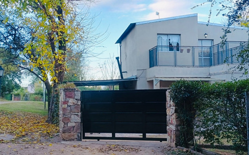 Casa Con Pileta Y Vista Panorámica A 15 De Potrero De Los Funes