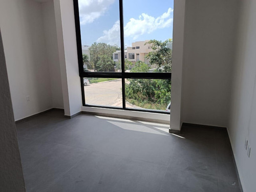 Casa En Condominio En Renta En Arbolada, Benito Juárez, Quintana Roo