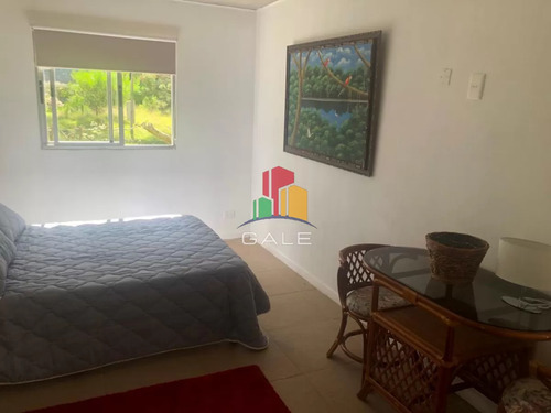Oportunidad, Casa Con Amplio Terreno - Club Del Lago