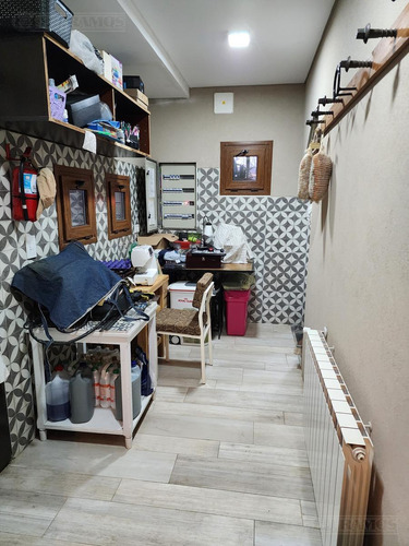Casa Al Lago En Venta En El Barrio Muelles, Puertos / Escobar
