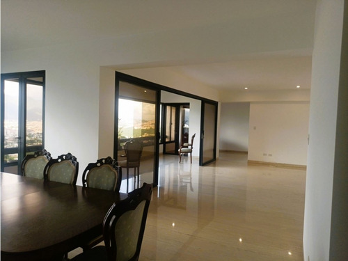 Alquilo Apartamento 300m2 Colinas De Tamanaco 9157