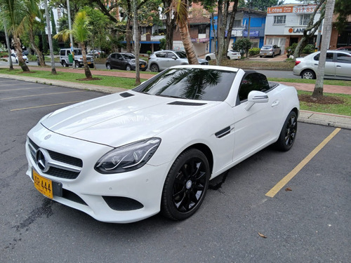 Mercedes - Benz 2017 Slc 200 - 2.0 - 32.000 Km