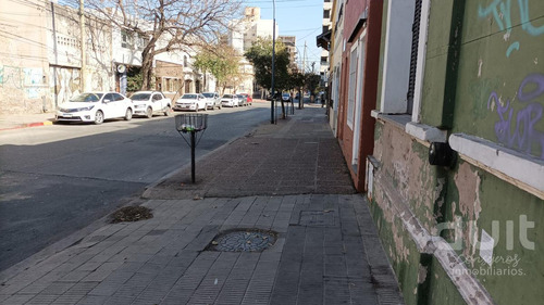 Terreno Para Construir Hasta 1700 Mts. - Barrio Guemes