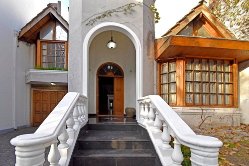 Venta Casa 6 Amb Jardin Y Pileta Parque Patricios