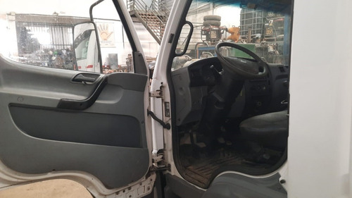 Accelo 915 Mercedes Benz 2011 2012