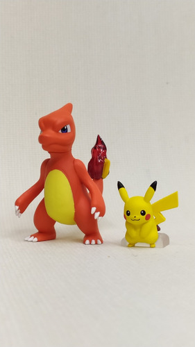 Gashapon Pokemon Scale World Kanto Pikachu Y Charmaleon