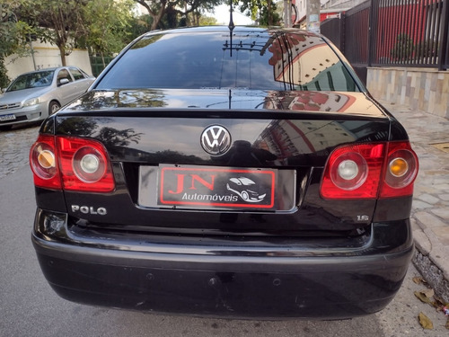 Imagem 5 de 12 de Volksvagem Polo Sedan 2007