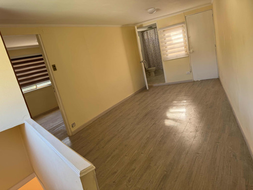 Arriendo Casa Independiente 2 Dormitorios 2 Baños Patio