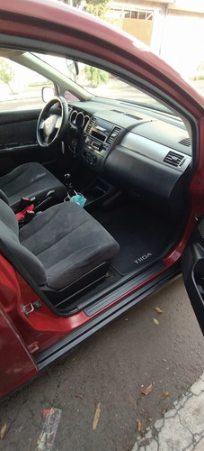 Nissan Tiida 1.8 Tekna Sedan Mt