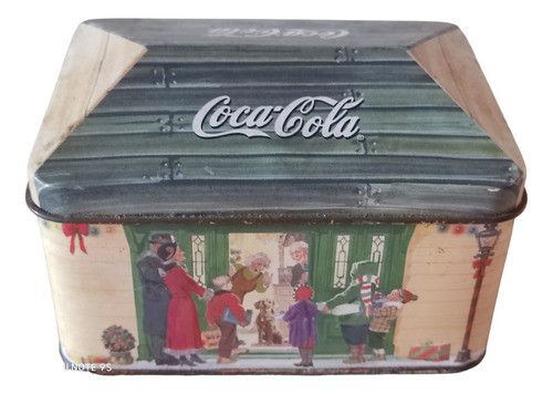 Vela Motivo Navideño + Lata Coleccionable Coca Cola