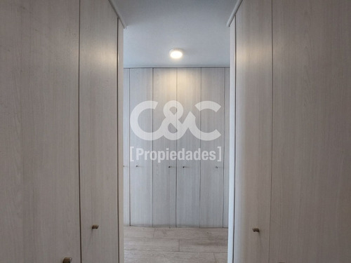 Amplio, 2 D, 94 M2 Con Vista A La Bahía De Concón