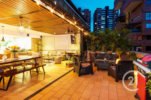 Imagen 2 de 21 de Venta Apartamento Moderno Envigado Loma Las Brujas