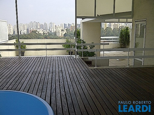 Imagem 1 de 8 de Apartamento - Panamby - Sp - 439353