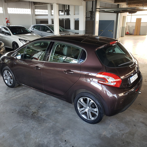 Peugeot 208 1.6 Feline Pack Cuir