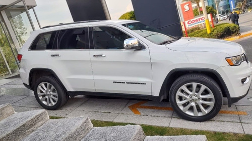 Imagen 4 de 15 de Jeep Grand Cherokee 2017 3.7 Limited Lujo 3.6 4x2 At