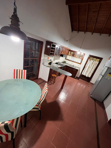 Casa En Venta - 3 Dormitorios 4 Baños - Cochera - 1.500mts2 - General Rodríguez