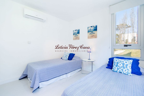 Imagen 22 de 29 de Alquiler Apartamento En Playa Brava A Pasos Del Mar 2 Dormitorios