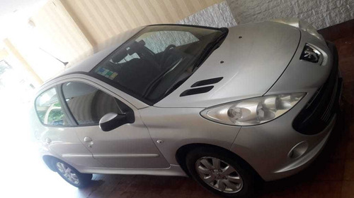 Peugeot 207 1.9 Sedan Xs 2011