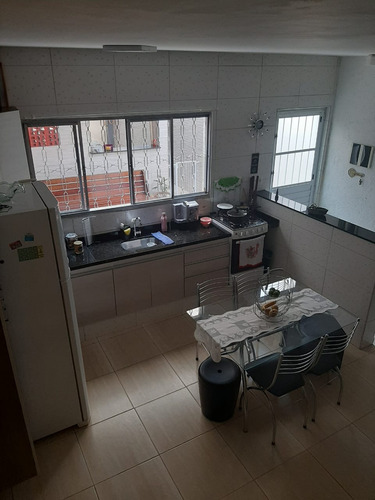 Casa Com 2 Quartos 2 Banheiros Garagem Pra 4 Carros