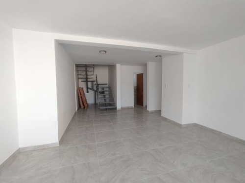 Imagen 4 de 14 de Fernando Guerrero Vende Apartamento Tipo Duplex En Res. Cumbres De San Diego A Estrenar.