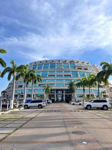 Espectacular Apartamento En Isla Paraíso Conterraza Y Muelle