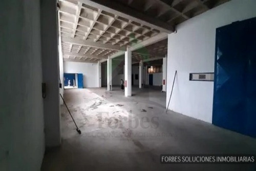 Imagen 11 de 14 de Amplio Edificio Industrial De 3 Pisos, Ascensor De Carga Capacidad 1.200 Kilos En Los Teques 04143105450