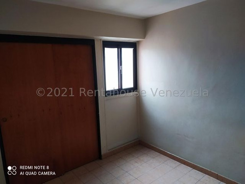 Imagen 6 de 17 de Apartamento En Venta -el Paraiso - Tulio Perez - 04166053270- Mls #21-22411