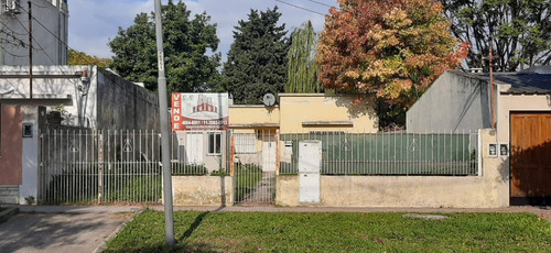 Imagen 2 de 13 de Venta!! Lote De 10x40 Con Mejoras