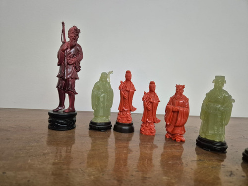 Figuras De Simil Marfil Antiguas Gris (Usado)