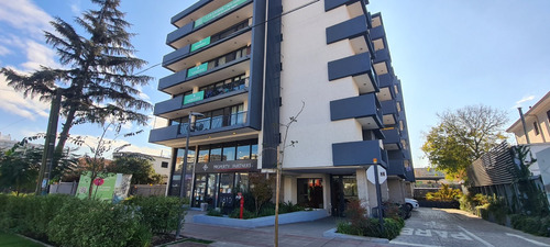 Amplio Y Moderno Departamento 1/d En Ñuñoa
