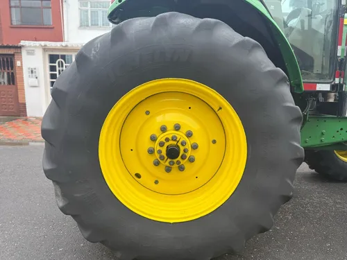 John Deere 6180 J Tractor