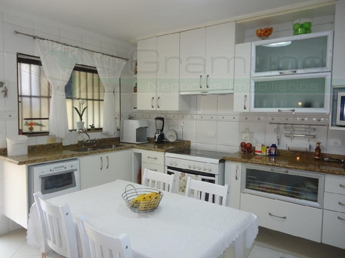 Casa Sobrado Para Venda, 4 Dormitório(s), 210.0m² - 3235
