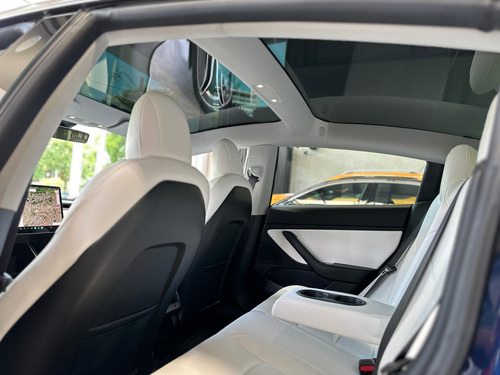 Tesla Model 3 2019 Dual Motor Long Range Impecable!!!