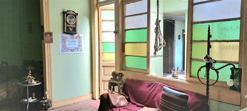 Casa En Venta De 6 Dorm. En Ñuñoa