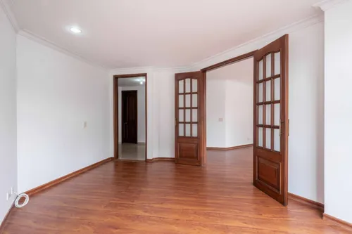 Apartamento En Venta En Chicó Norte. Cod V11221