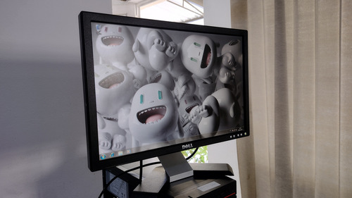 Monitor Lcd De 19 Polegadas Dell - E198wfpf - Com Cabos (Usado)