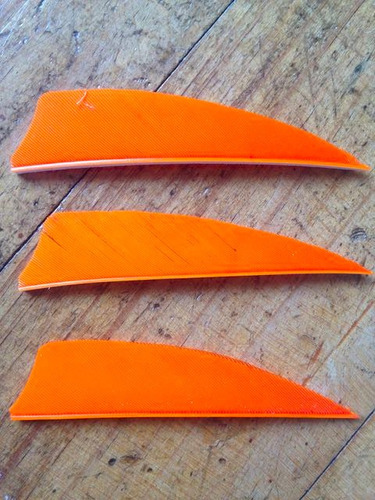 Plumas Gateway 3  R/w Shield Color Solido Naranja