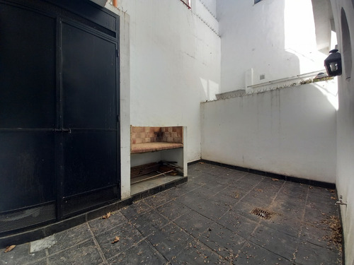 Imagen 6 de 15 de Ph Estilo Casa 4 Amb. Con Patio Y Parrilla En Saavedra, Caba