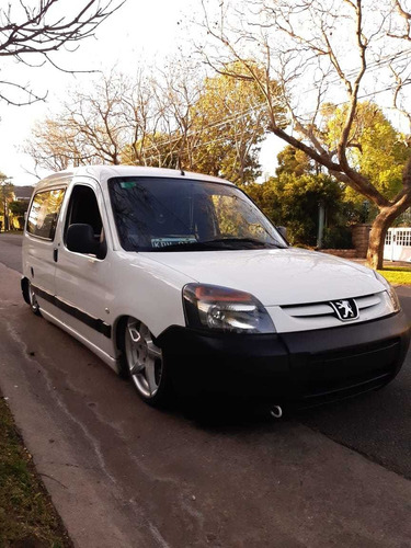 Peugeot Partner Furgon 1.4 Nafta