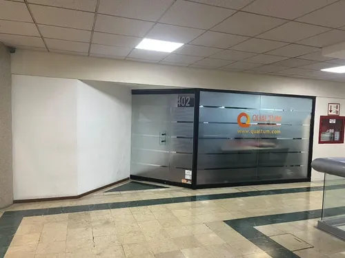 Oficina Con Inqulino Incluido En Venta, Edificio Tec100, Centro, Querétaro - foto 1