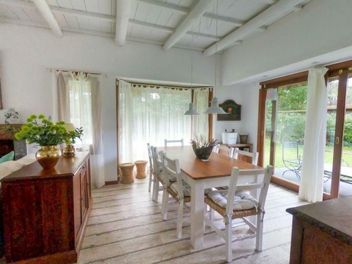 Imagen 7 de 15 de Casa En Zona Bosque